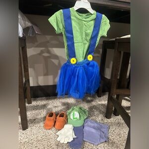 Lugi Halloween costume